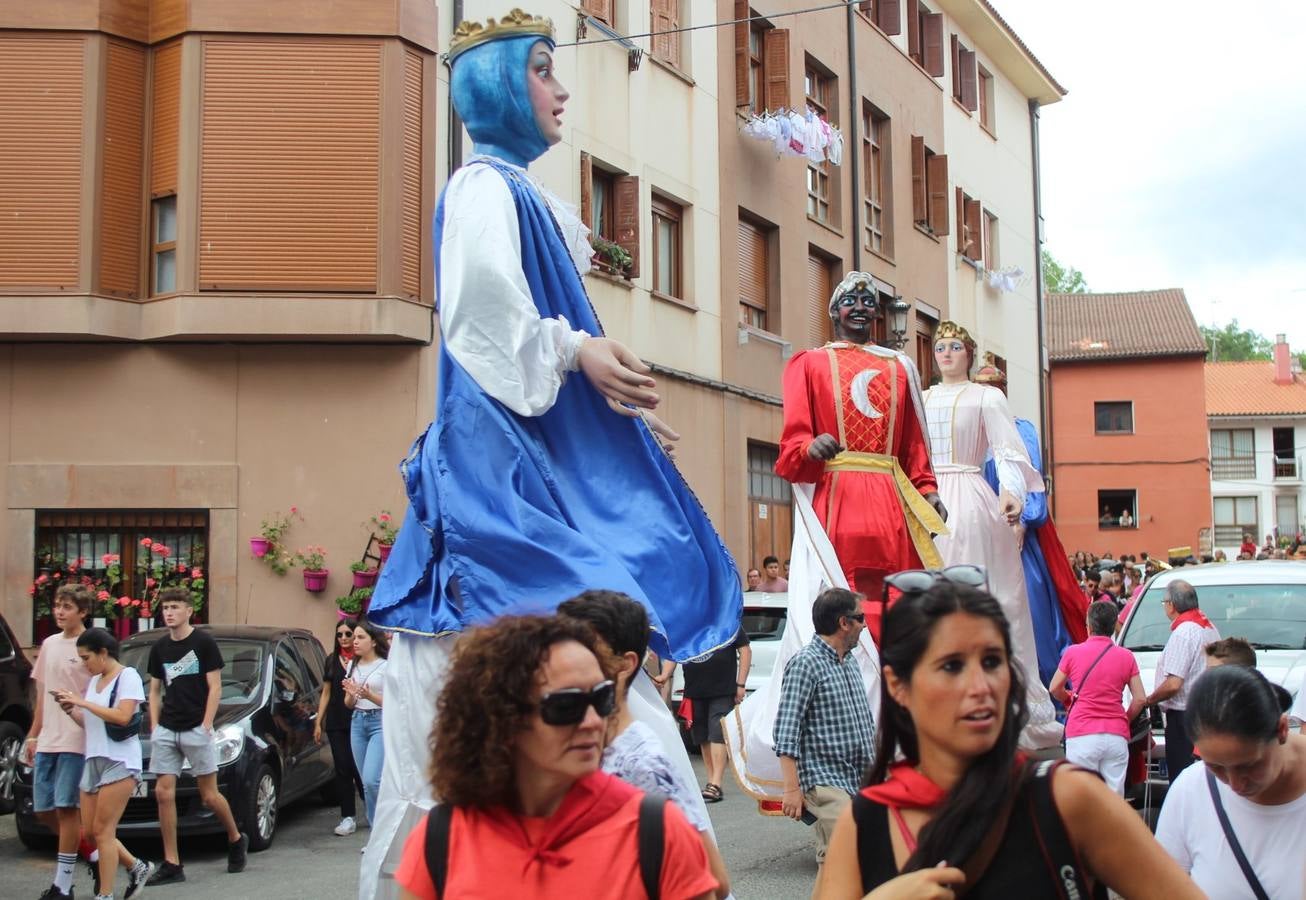 Fotos: Ezcaray ya está de fiestas