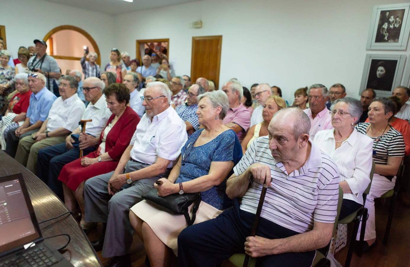 Fotos: Treviana homenajea a sus vecinos &quot;asesinados y represaliados&#039; en 1936