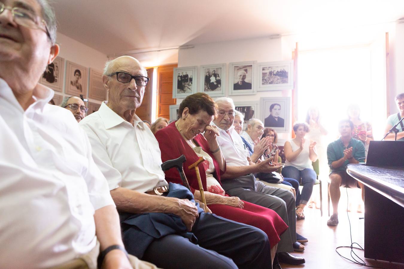 Fotos: Treviana homenajea a sus vecinos &quot;asesinados y represaliados&#039; en 1936