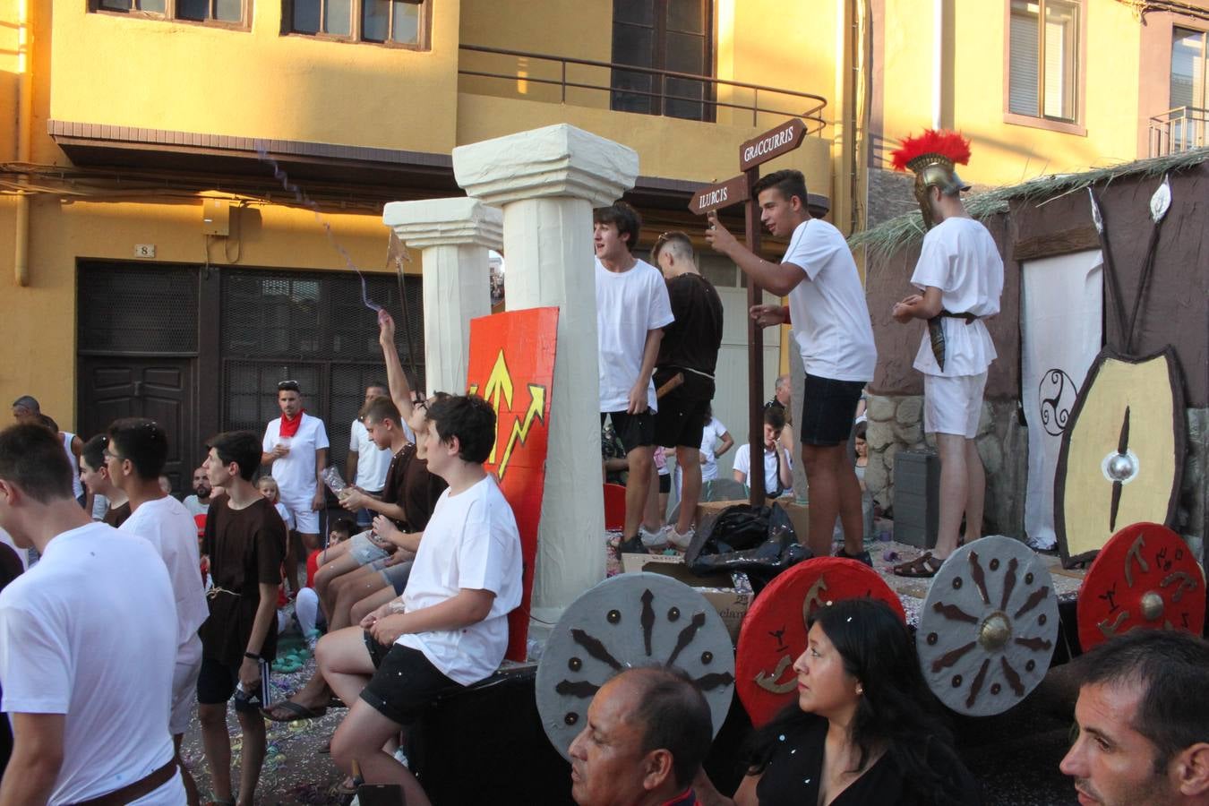 Fotos: Así ha sido el desfile de carrozas de Alfaro