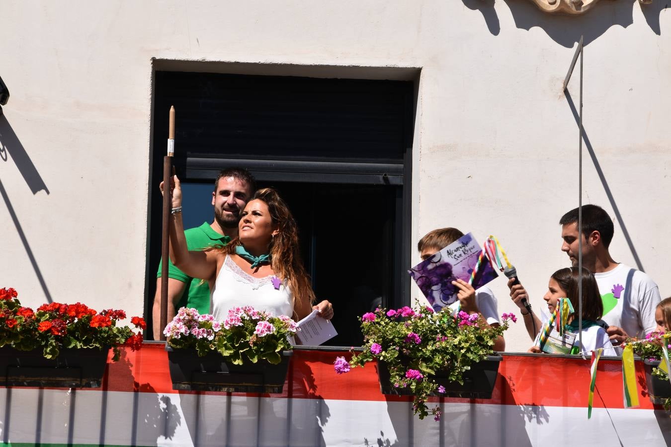 Fotos: Alcanadre arranca cinco días de fiestas