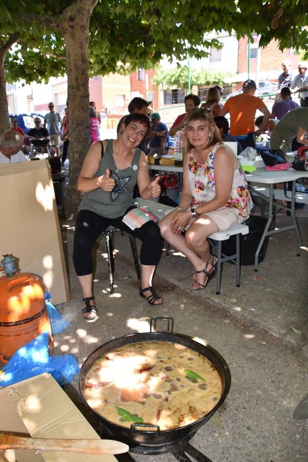 Fotos: Concurso de ranchos y tobogán de agua en las fiestas de Alcanadre