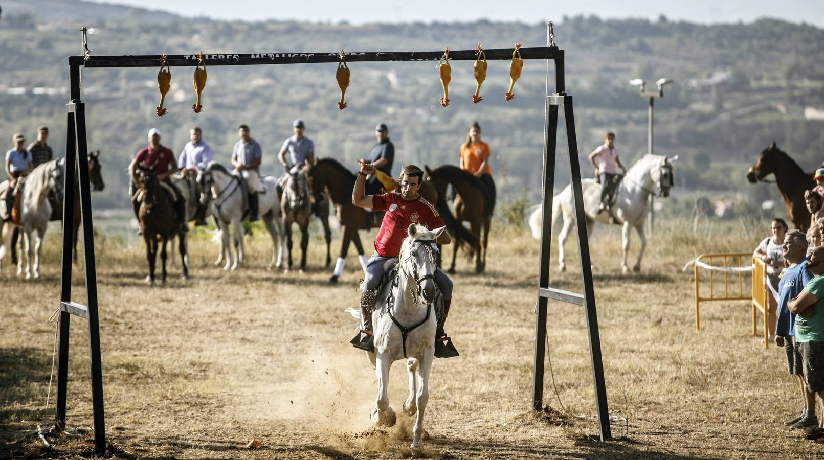 Enrique del Río vence por cuarta vez y su caballo suma ya ocho victorias