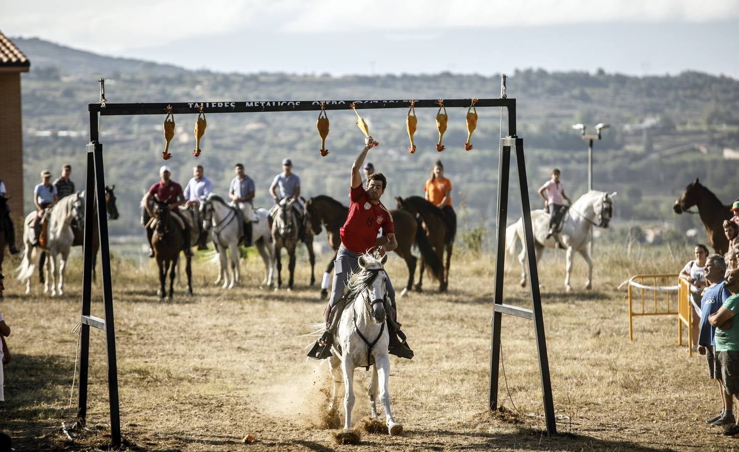 Enrique del Río vence por cuarta vez y su caballo suma ya ocho victorias