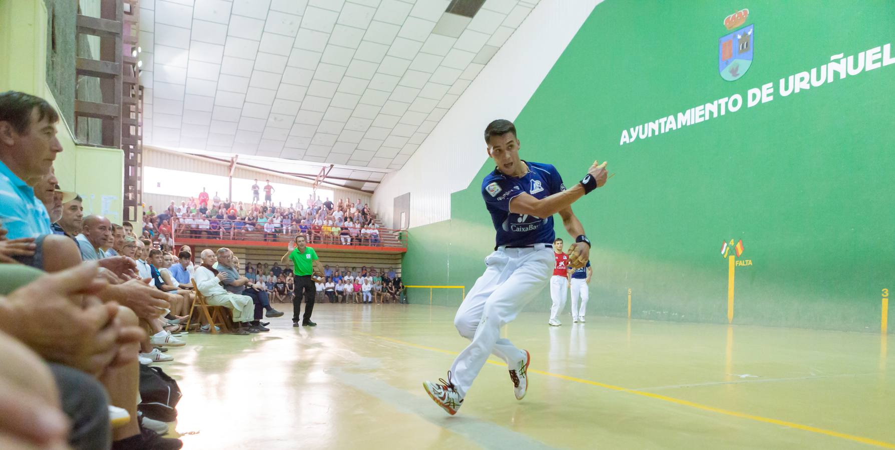 Fotos: La pelota llena el frontón de Uruñuela