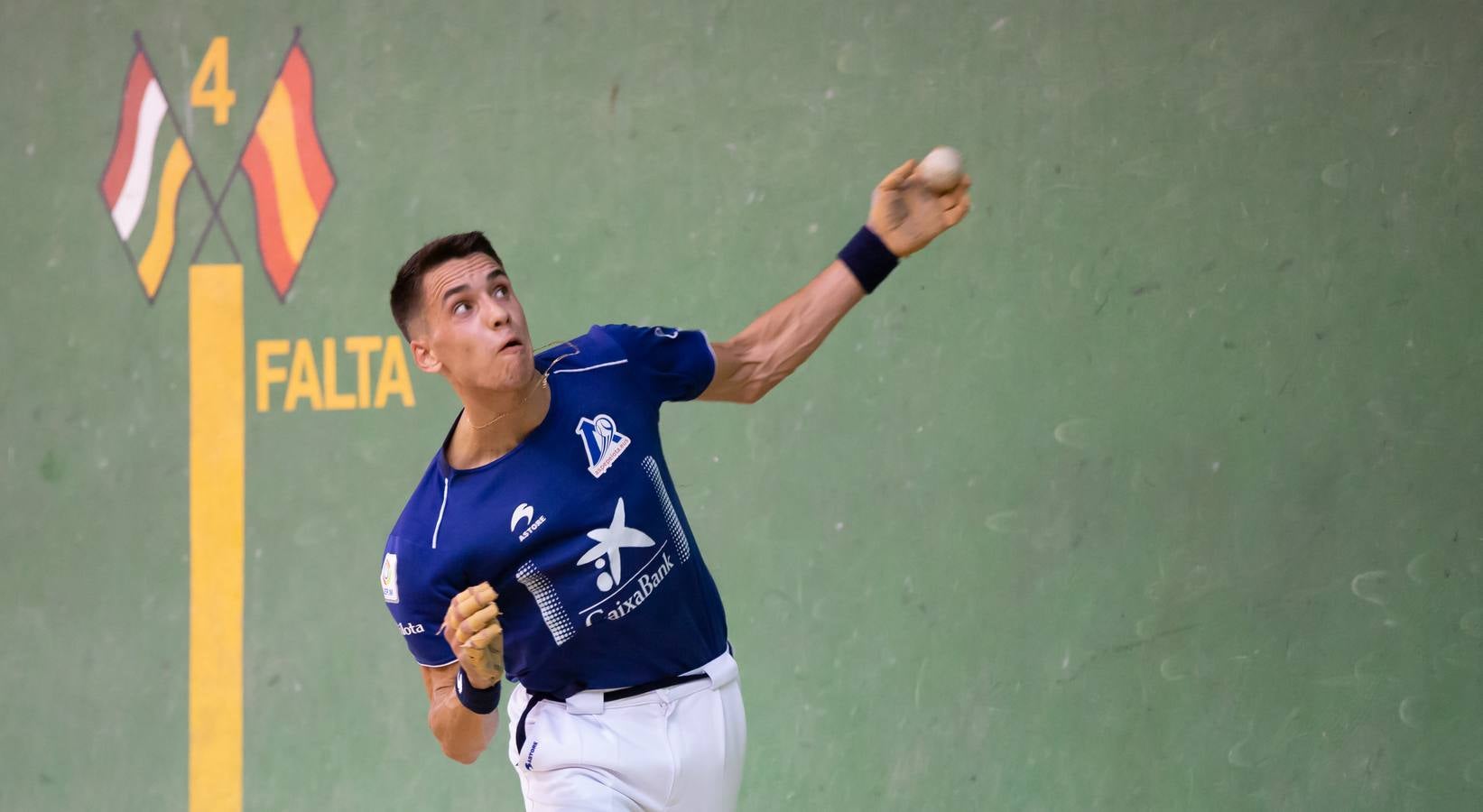 Fotos: La pelota llena el frontón de Uruñuela