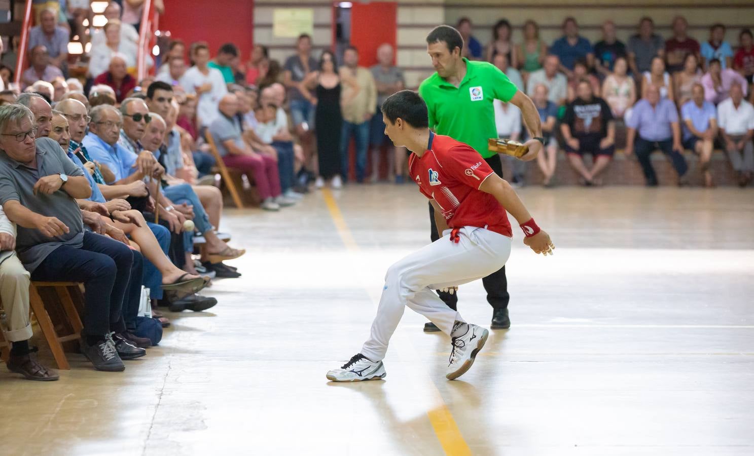 Fotos: La pelota llena el frontón de Uruñuela