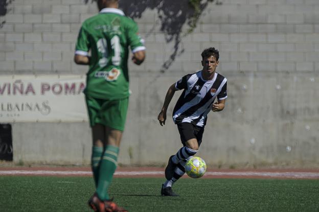 Armando durante el partido contra el Gernika. :