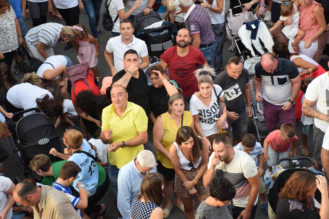 Fotos: Albelda dispara el cohete de las fiestas