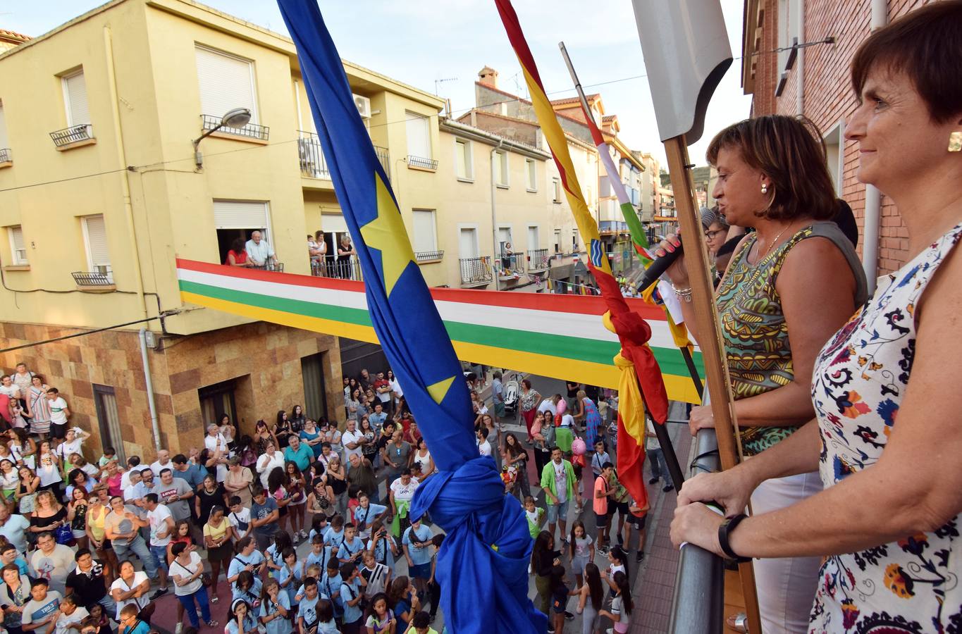 Fotos: Albelda dispara el cohete de las fiestas