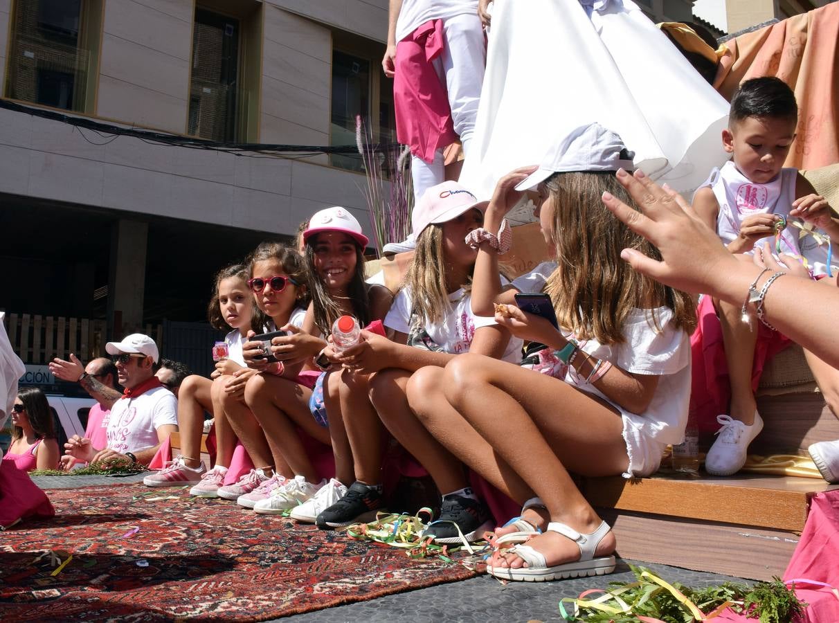 Fotos: Desfile de carrozas en las fiestas de Calahorra