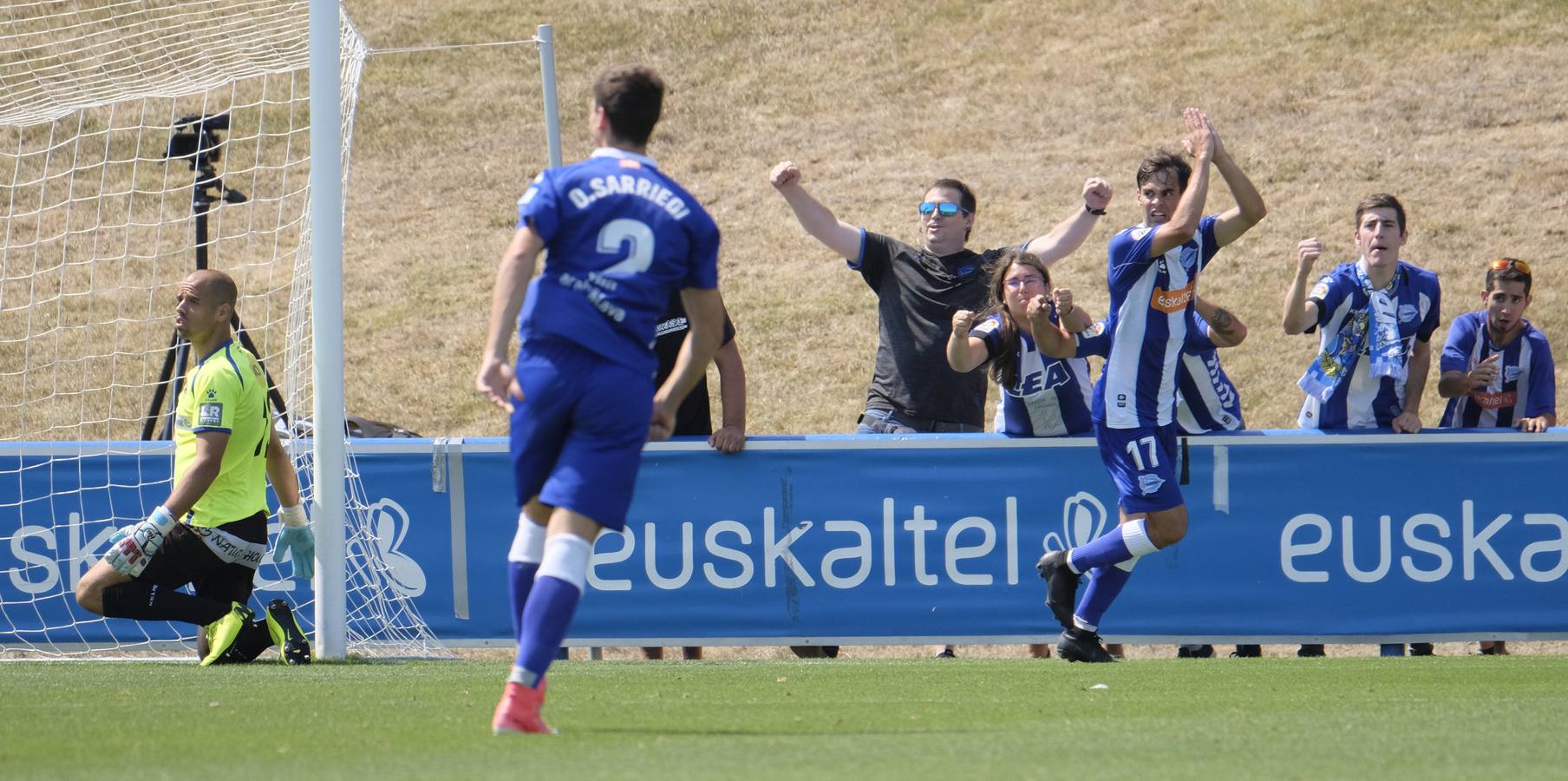 Víctor (ex-UDL) pide perdón tras marcar el gol del empate