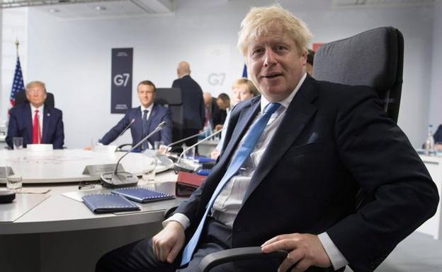 Boris Johnson gana la partida