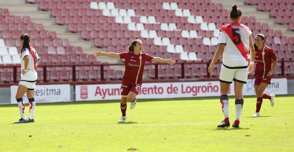 Fotos: Triunfo del EDF en su estreno