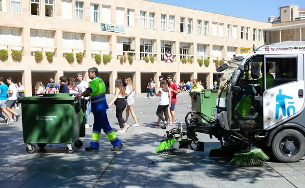 Nuevos contenedores de reciclaje y monitores, claves de la campaña de limpieza matea