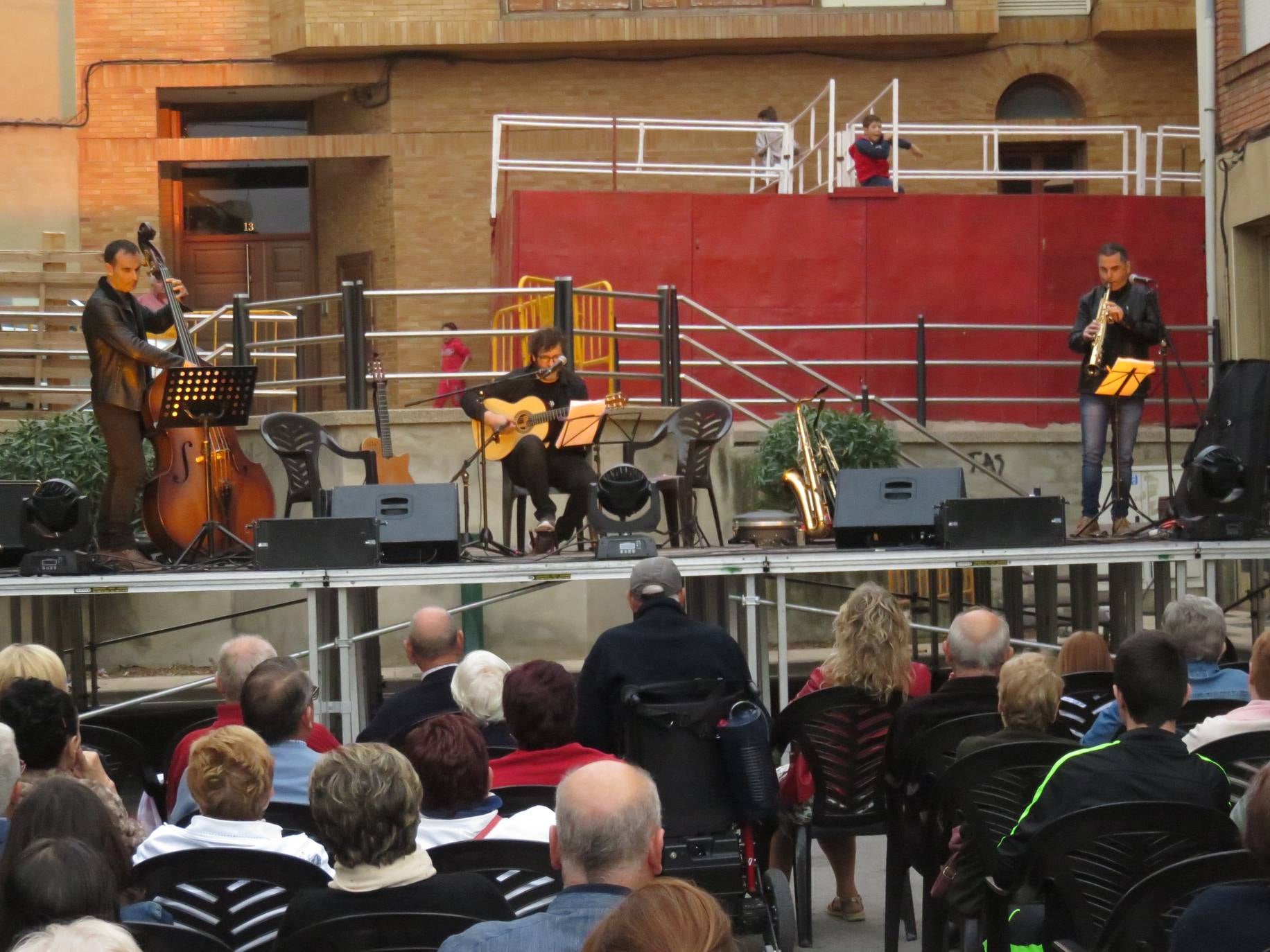 Fotos: Encierro limpio en el cuarto día de fiestas en Alfaro