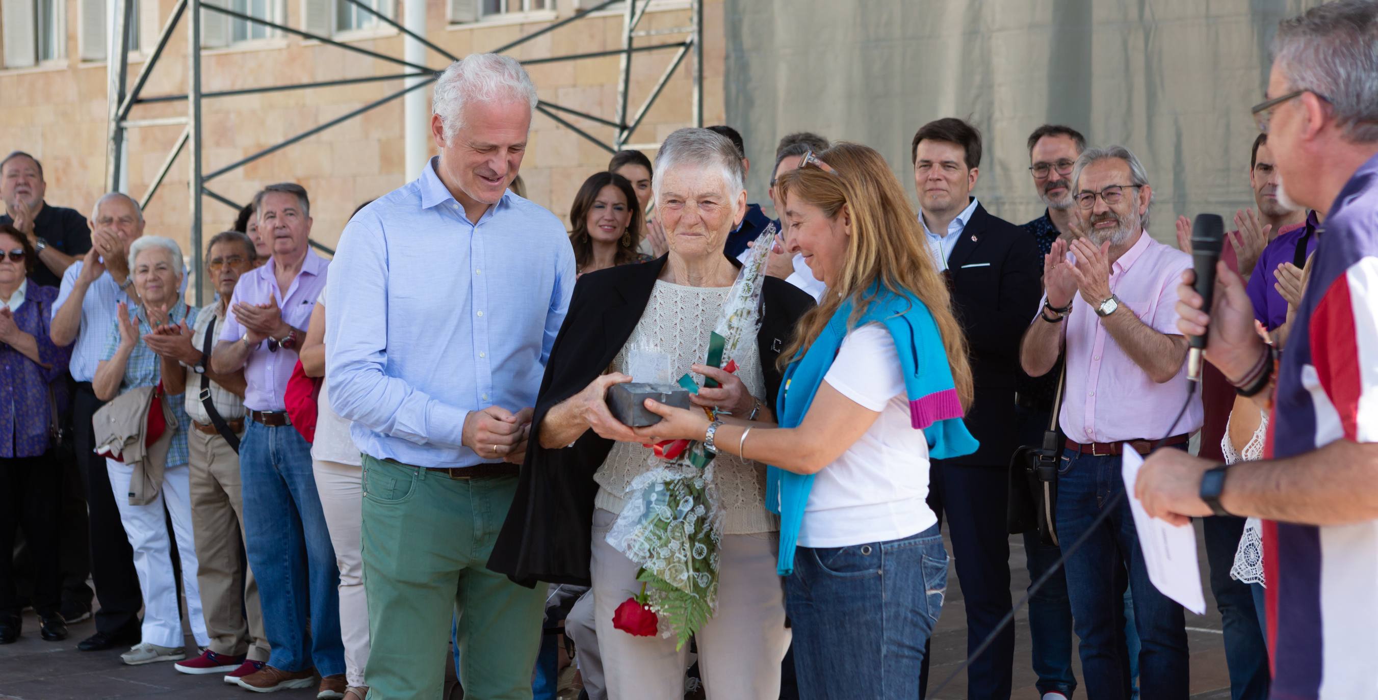 Fotos: Logroño celebra el Día del Vecino