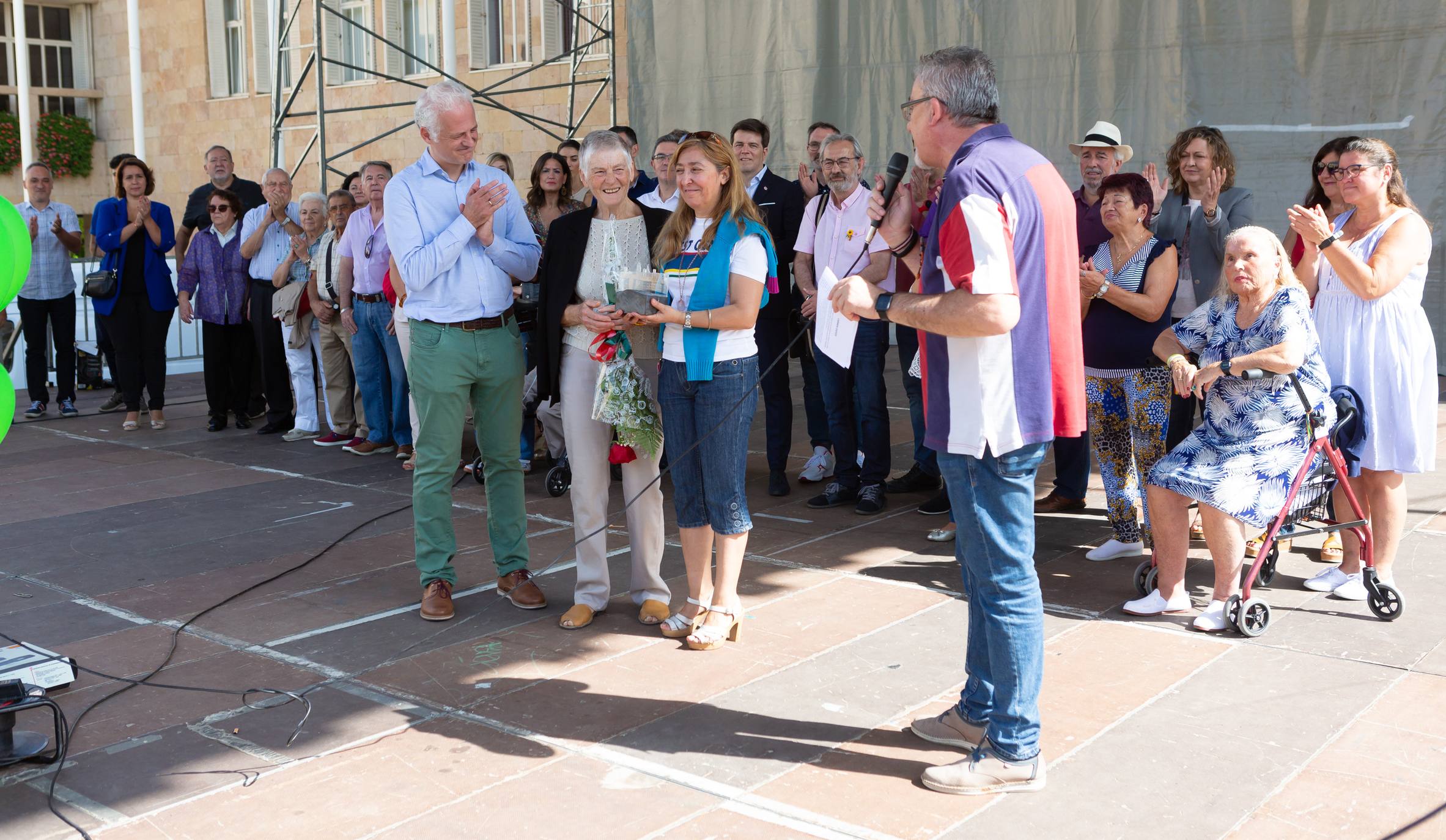 Fotos: Logroño celebra el Día del Vecino