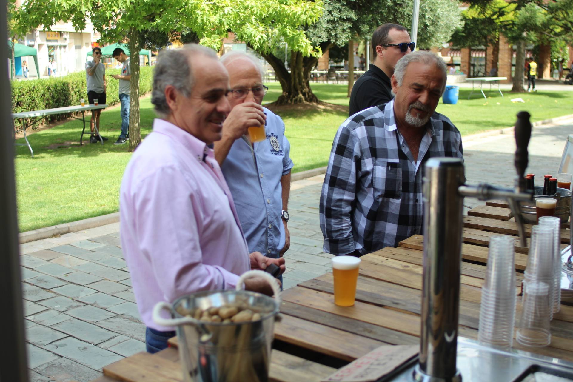 Fotos: Lardero acoge la Feria de la Cerveza Artesana