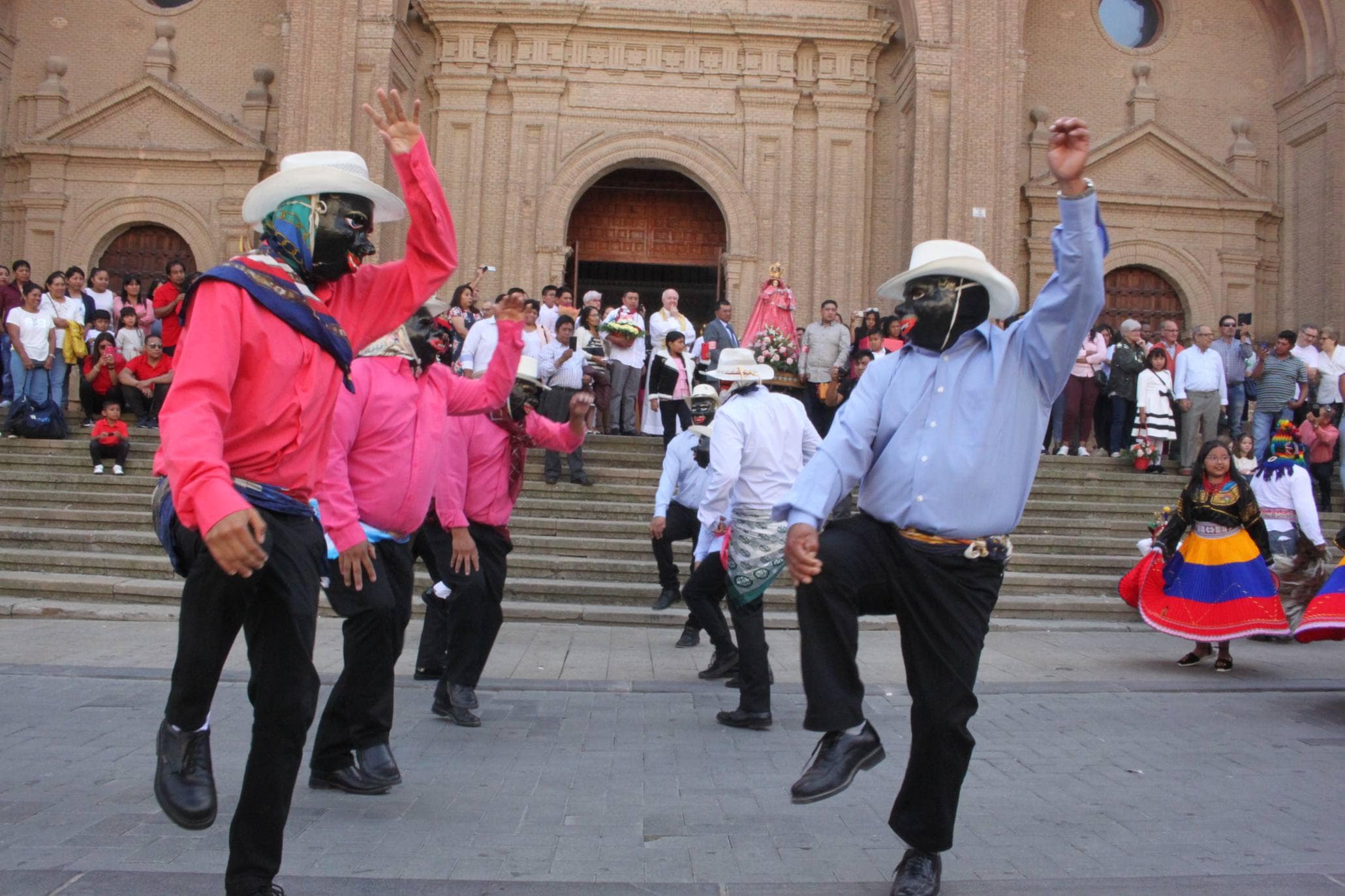 Fotos: Quince años honrando a la Virgen del Cisne en Alfaro