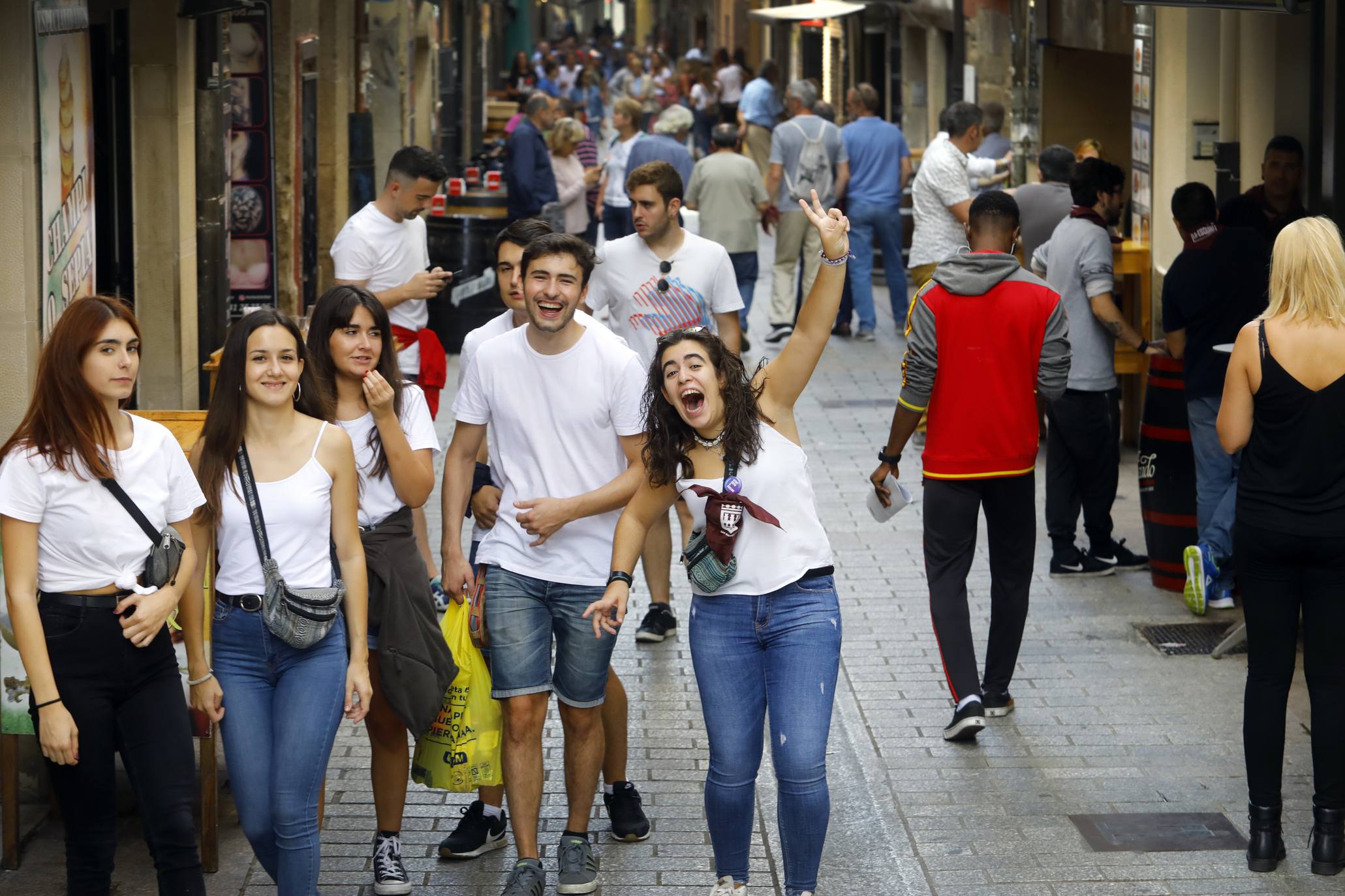 Fotos: Una Laurel sin vermú el día del cohete