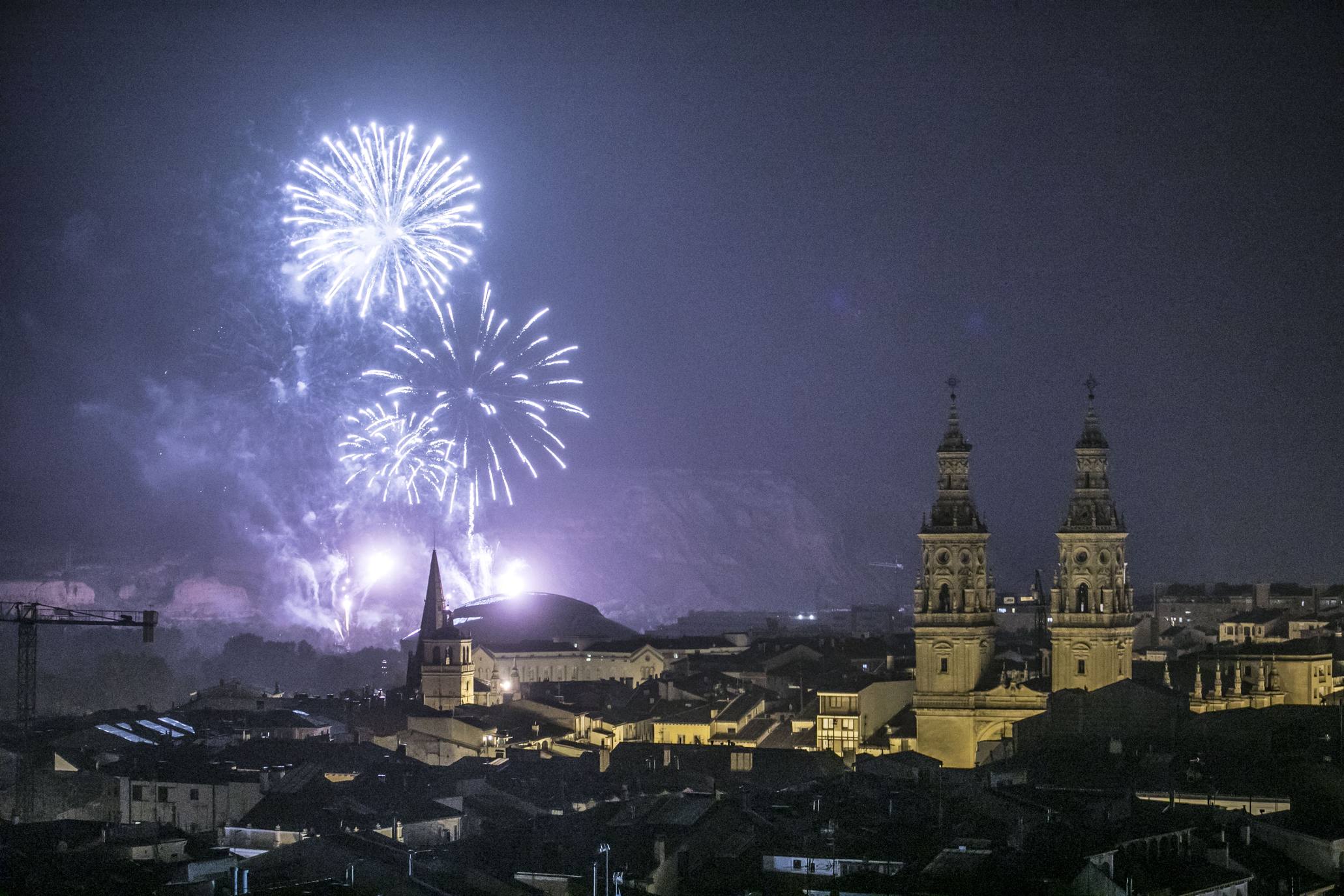 Fotos: Los fuegos artificiales del viernes 20