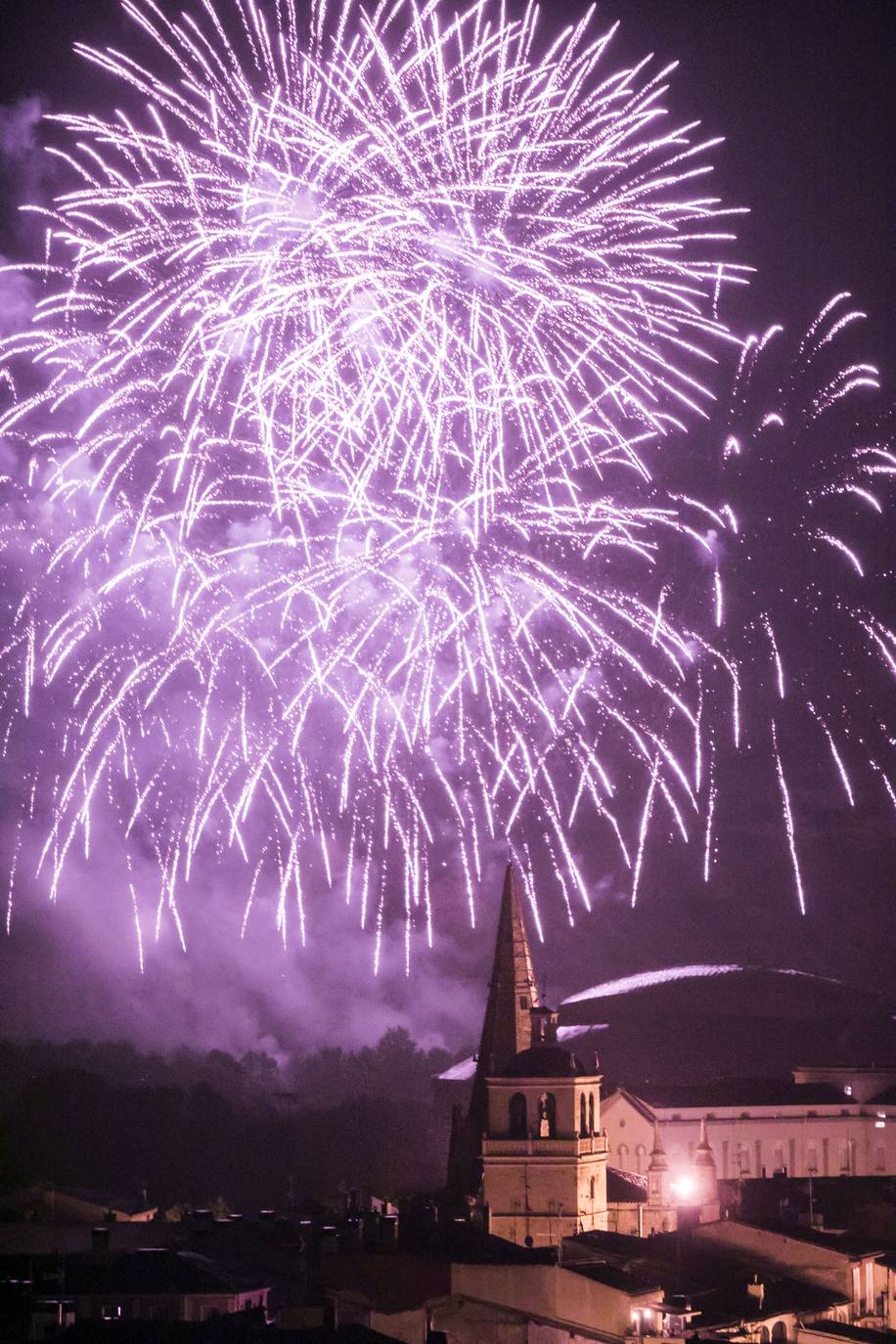 Fotos: Los fuegos artificiales del viernes 20