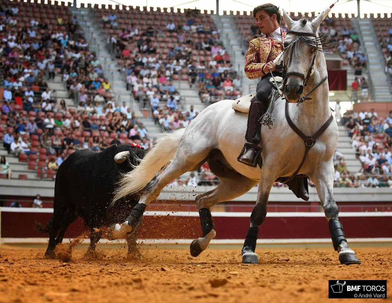 Pablo Hermoso de Mendoza, Lea Vicens y Guillermo, en la corrida del año pasado.