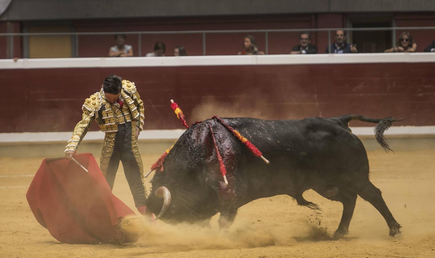 Fotos: Cayetano y Diego Urdiales triunfan en la primera de la feria matea