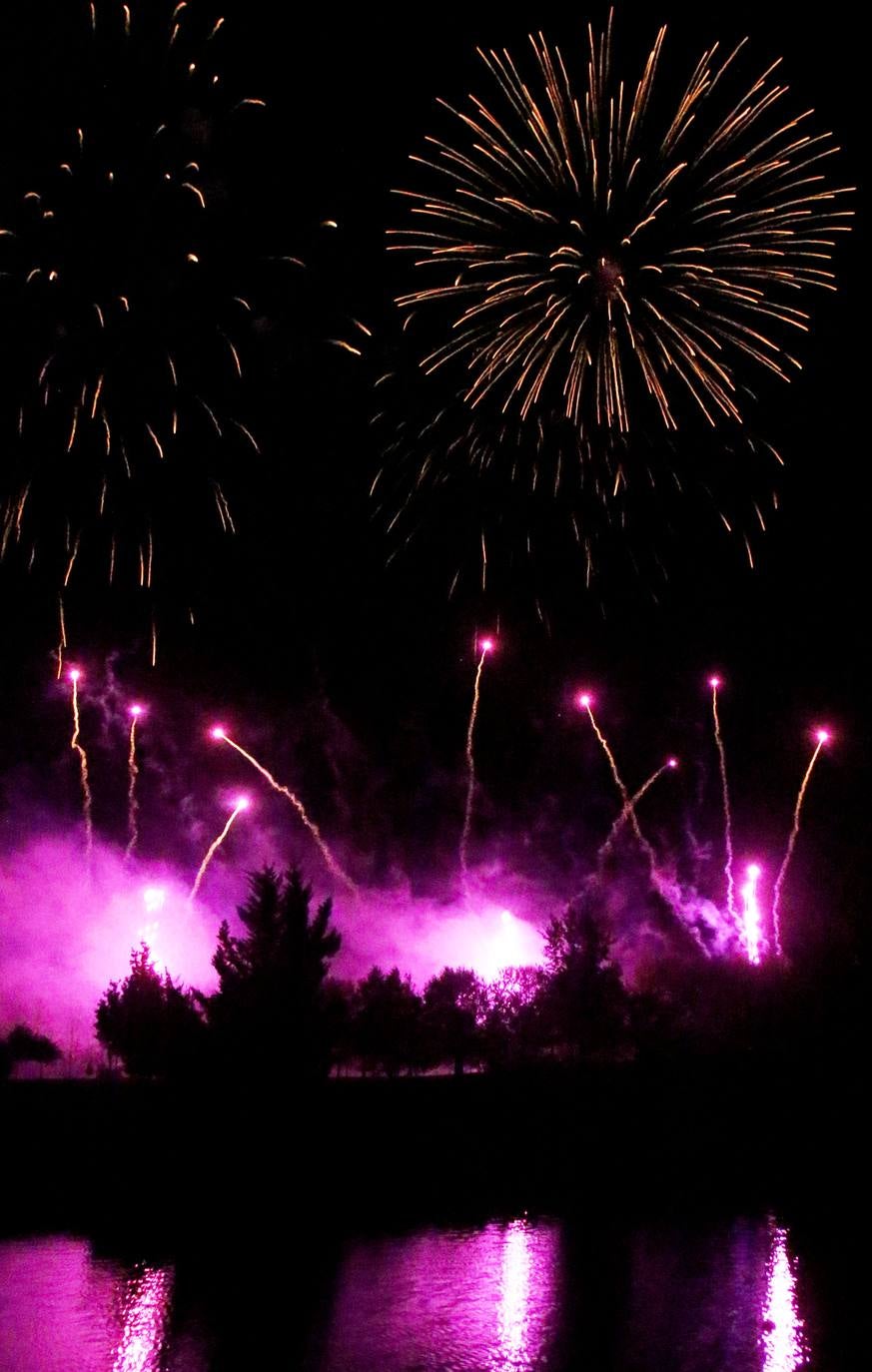 Fotos: Fuegos artificiales del sábado 21