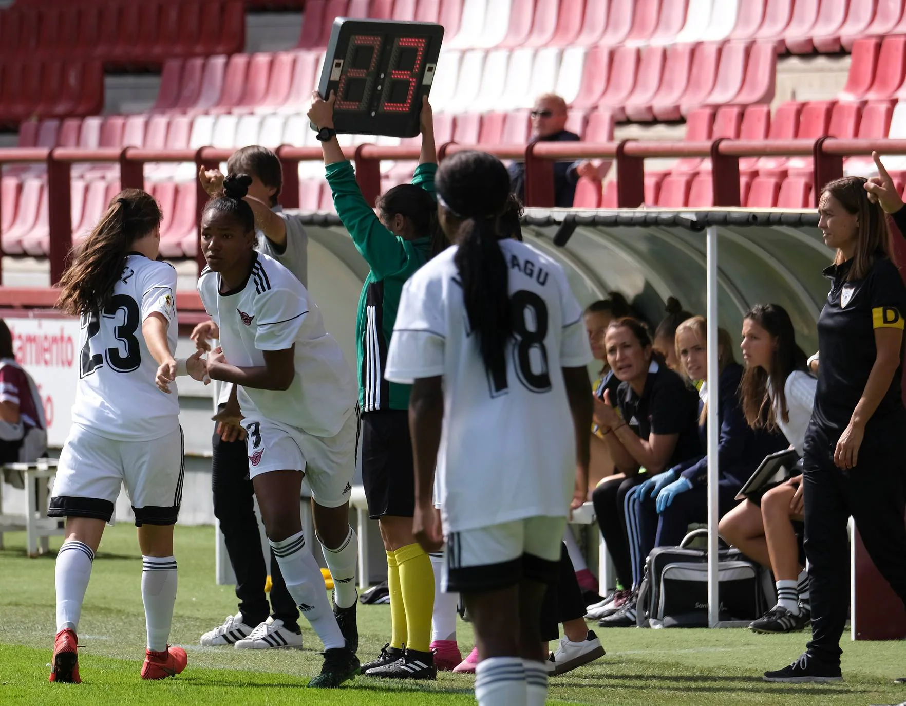 Chini celebra su gol. 