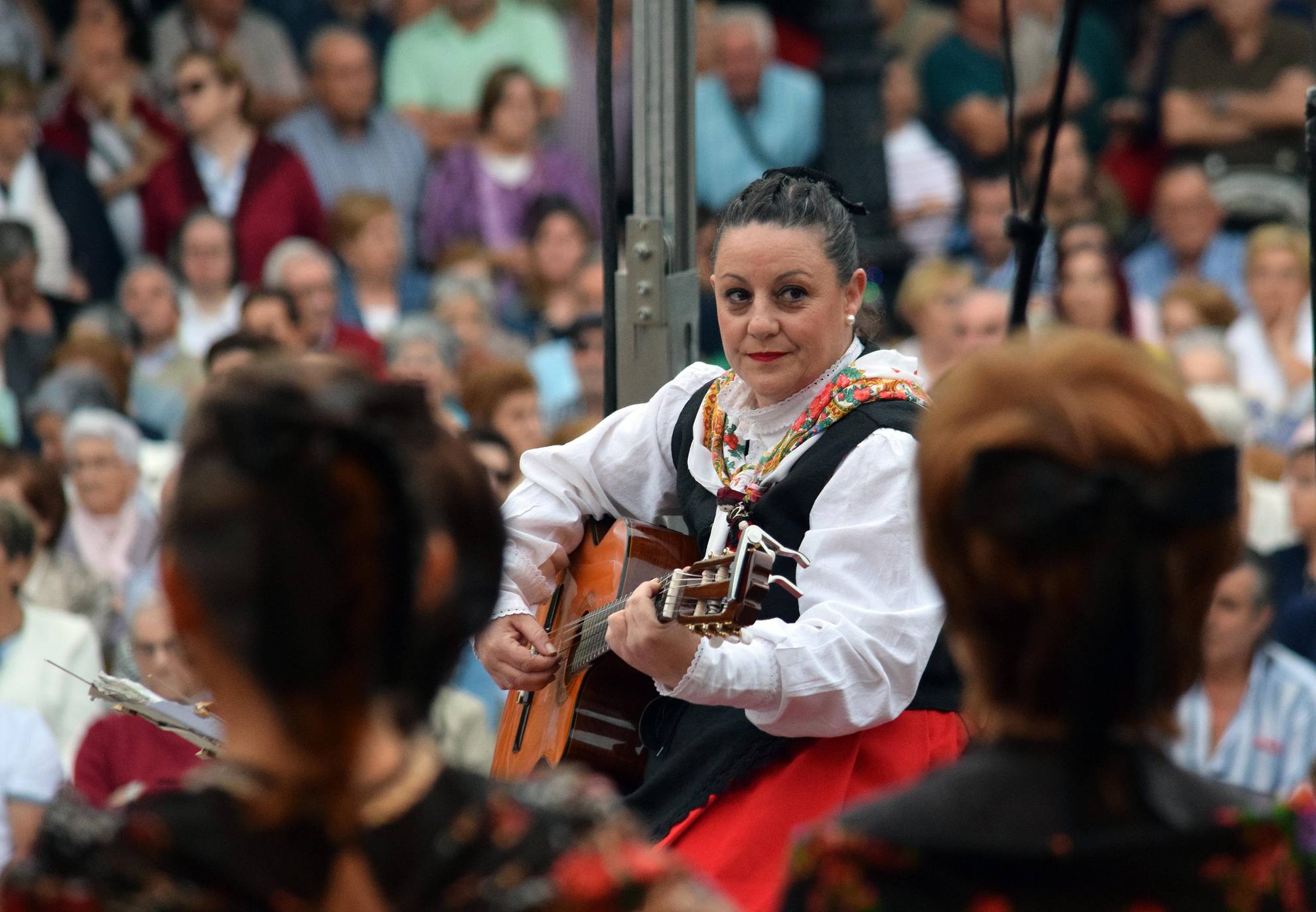 Festival del Jotas en El Espolón