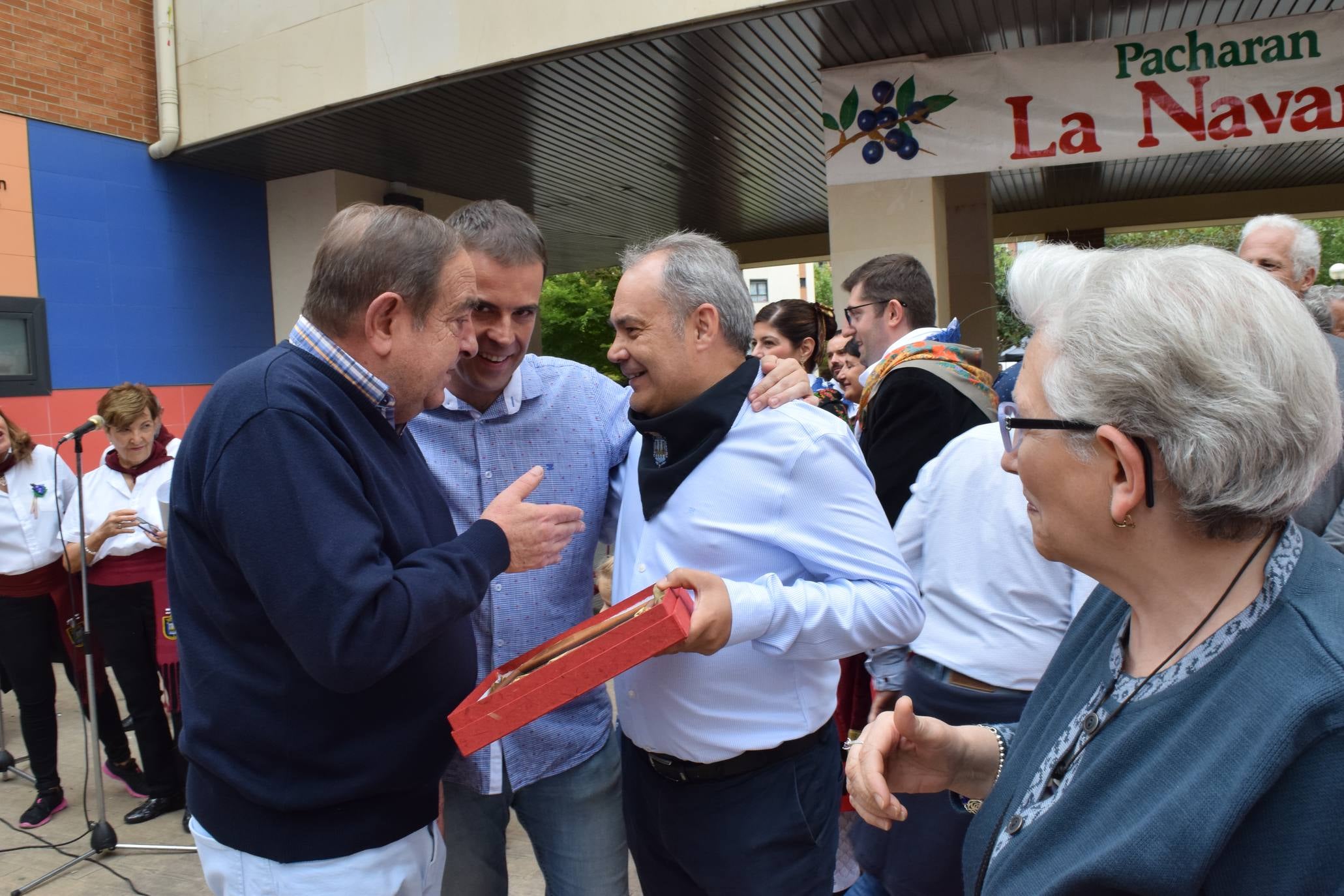 La Cocina Económica recibe las 'Llaves de Oro' de la Peña Logroño