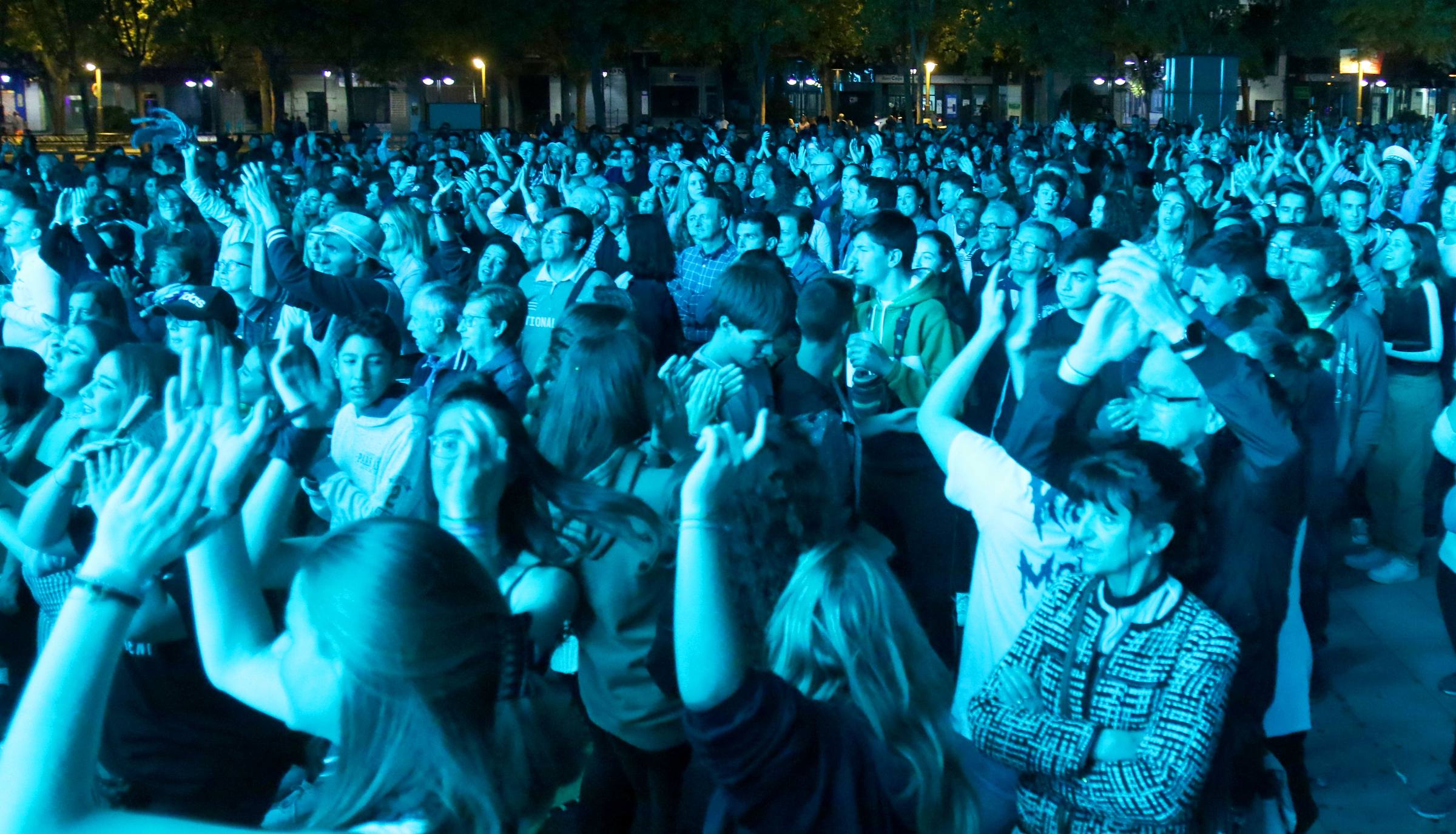 Fotos: Orquesta Nueva Alaska: la orquesta total