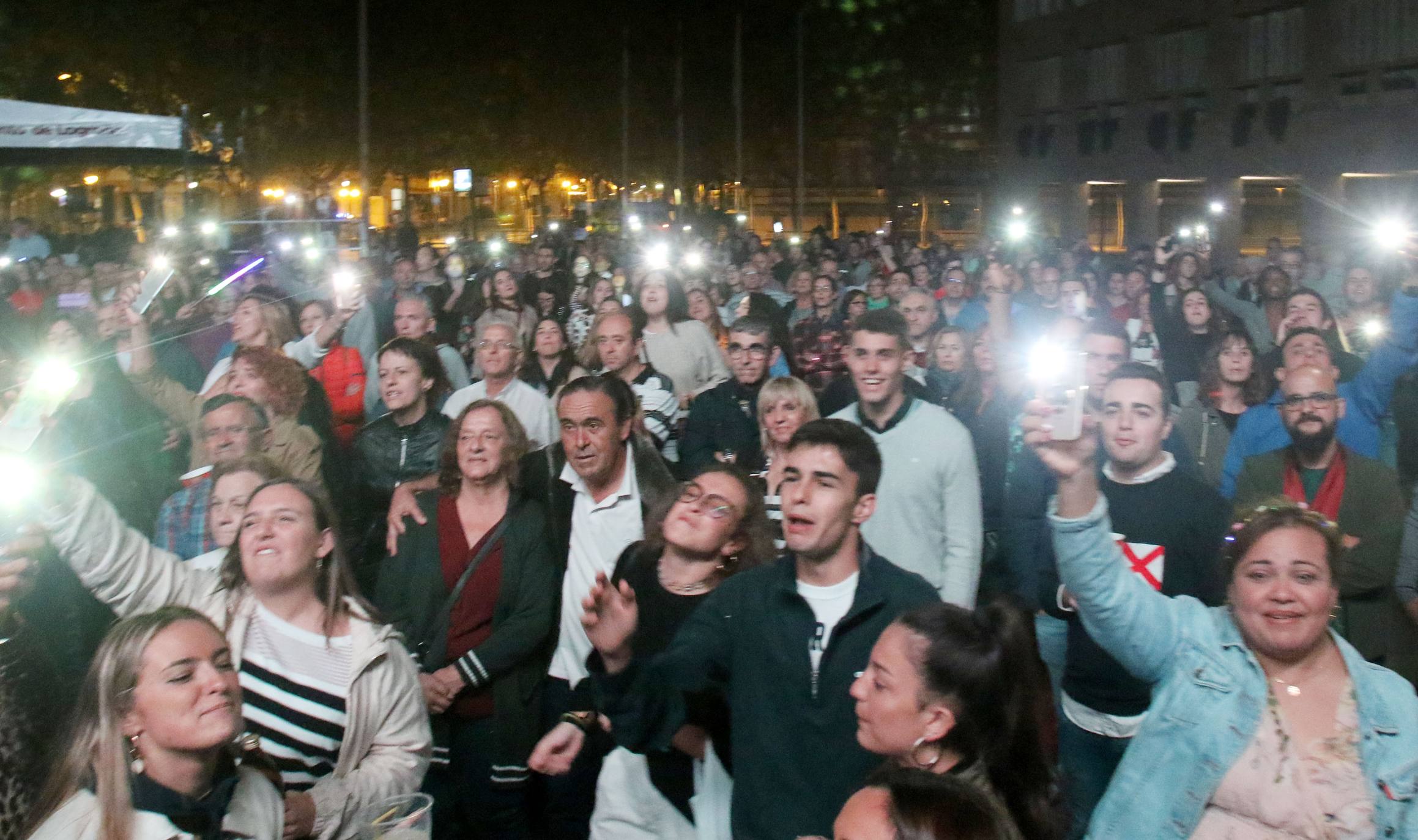 Fotos: Orquesta Nueva Alaska: la orquesta total