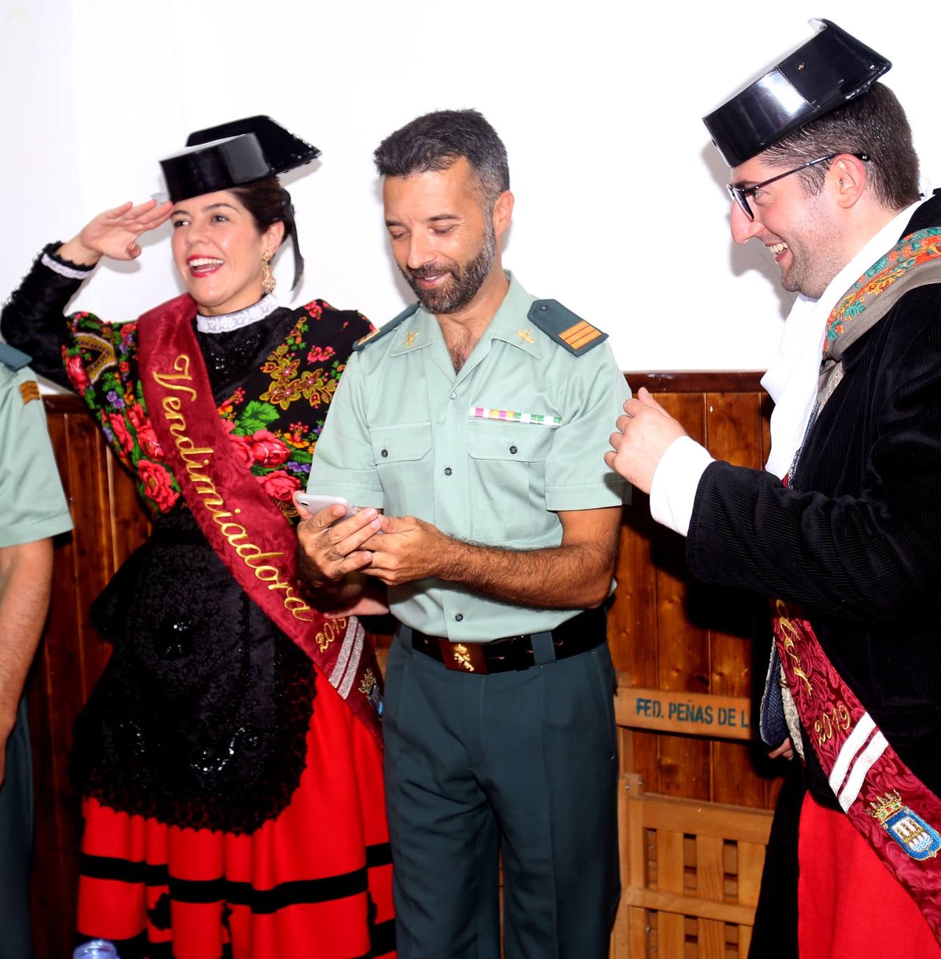 La peña Áster ha elegido a la Benemérita como merecedora del reconocimiento de este año. 