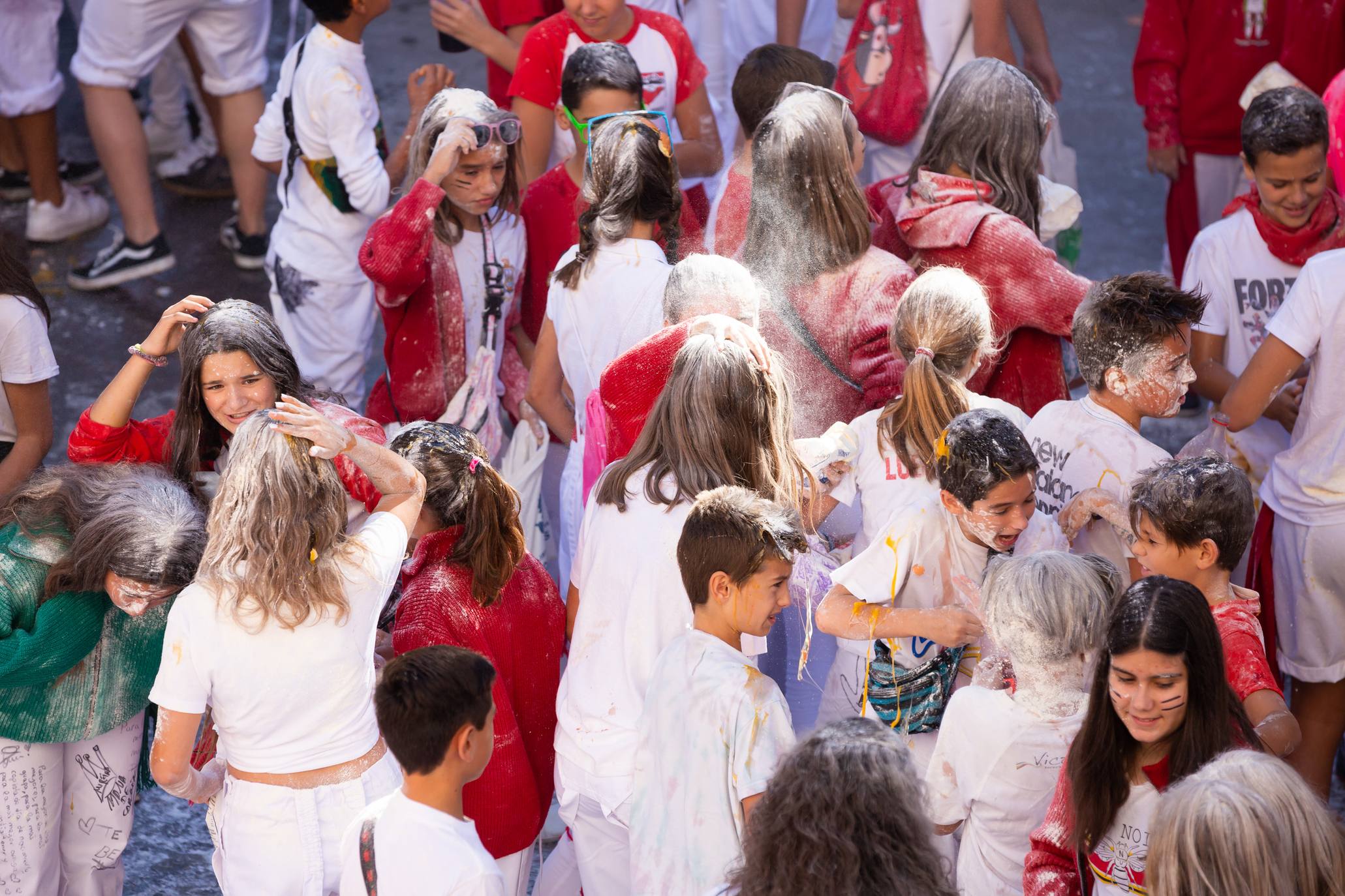 Arnedo dispara la bomba para dar comienzo a sus fiestas (I)