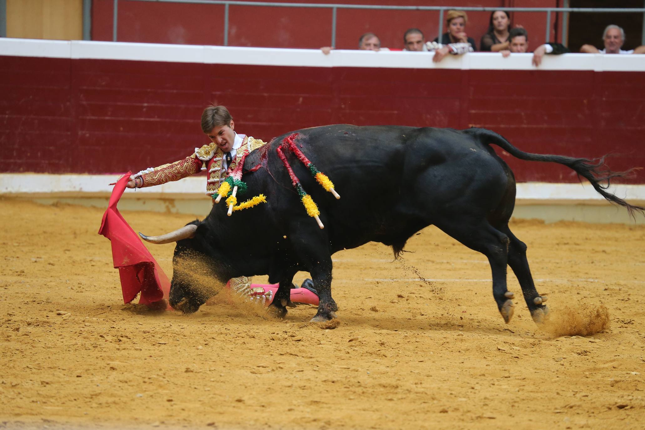 Quinta de la Feria de San Mateo con 'El Cid', Adame y Juan Leal