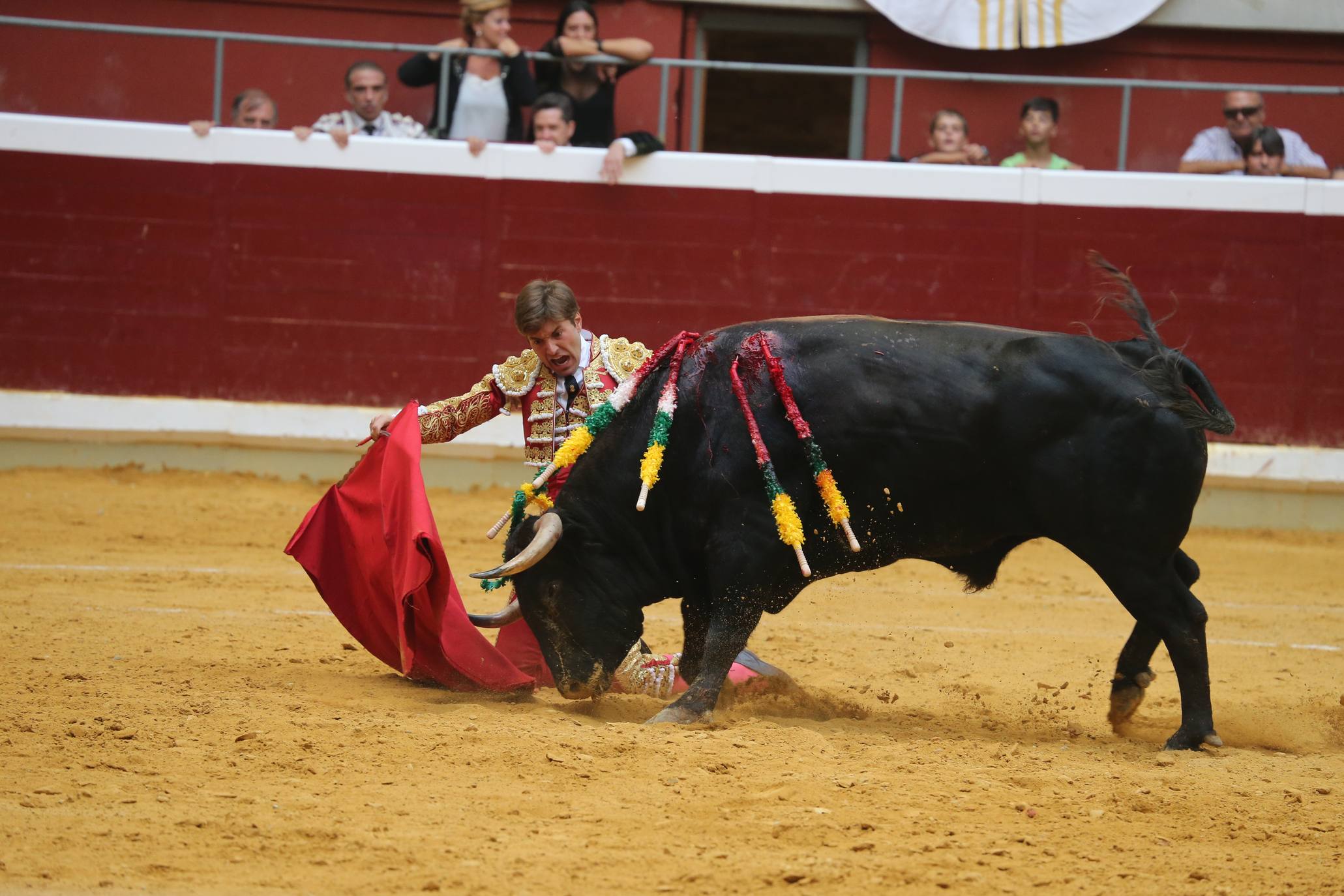 Quinta de la Feria de San Mateo con 'El Cid', Adame y Juan Leal