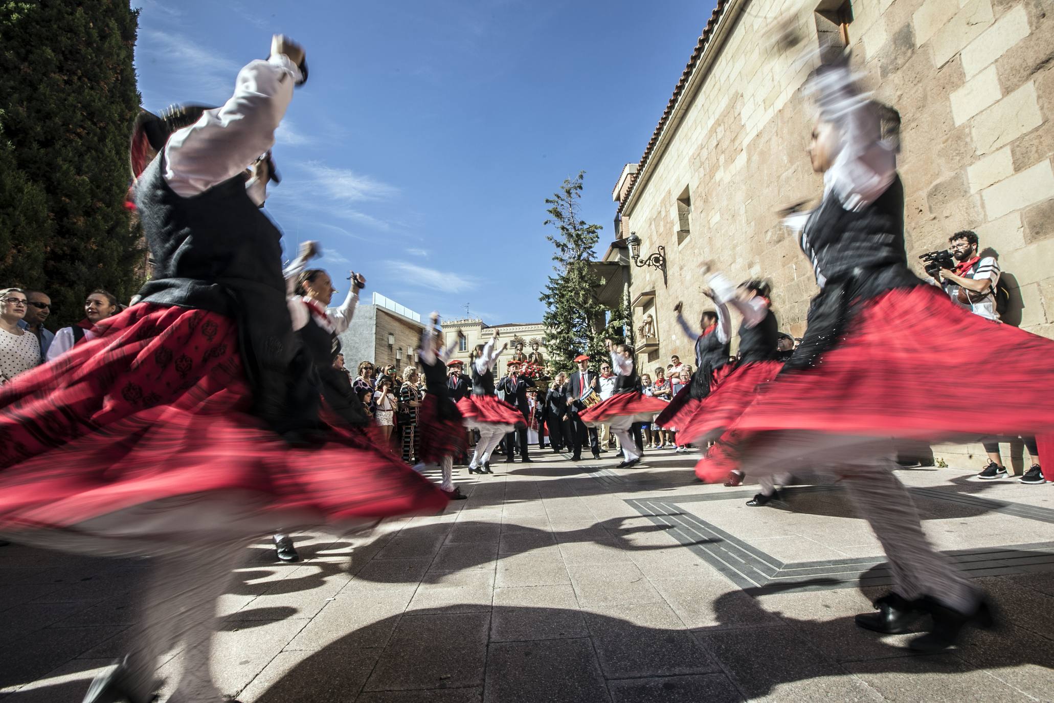 Arnedo disfruta con una nueva representación del robo de los santos en sus fiestas