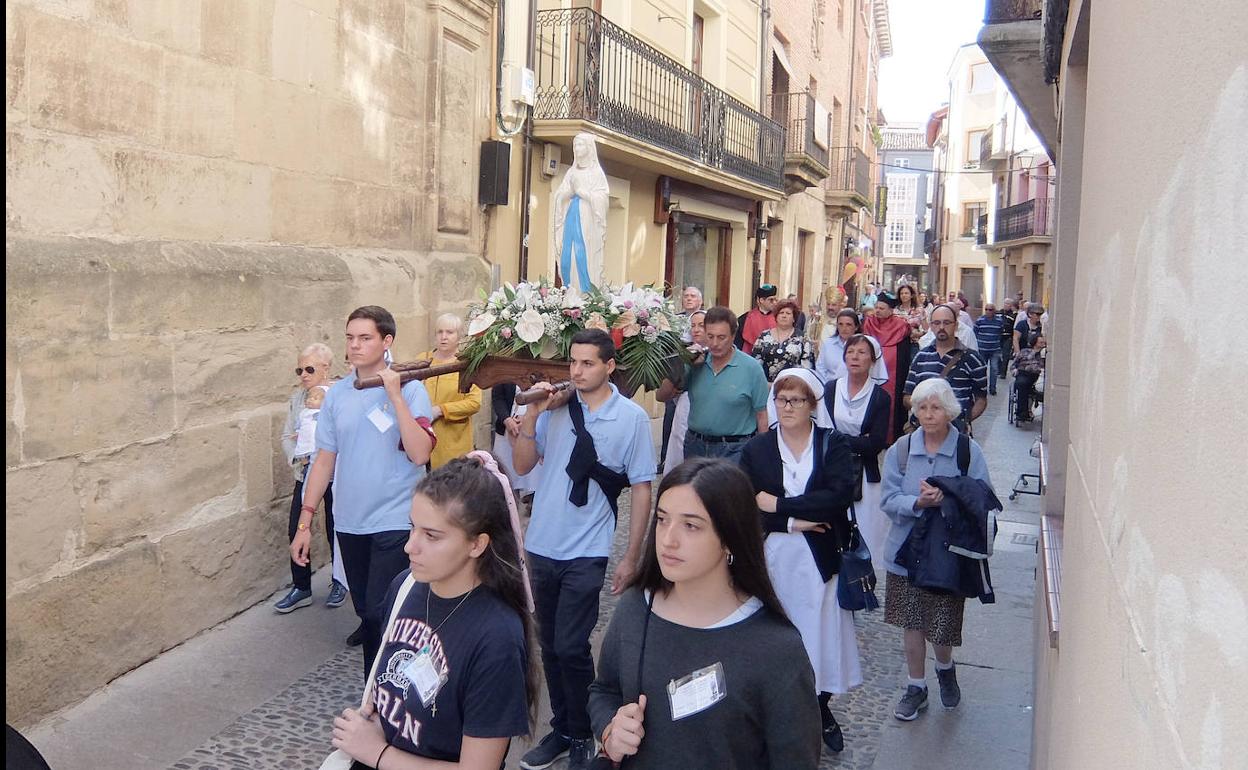 Enfermos de La Rioja y País Vasco han peregrinado este domingo a Santo Domingo