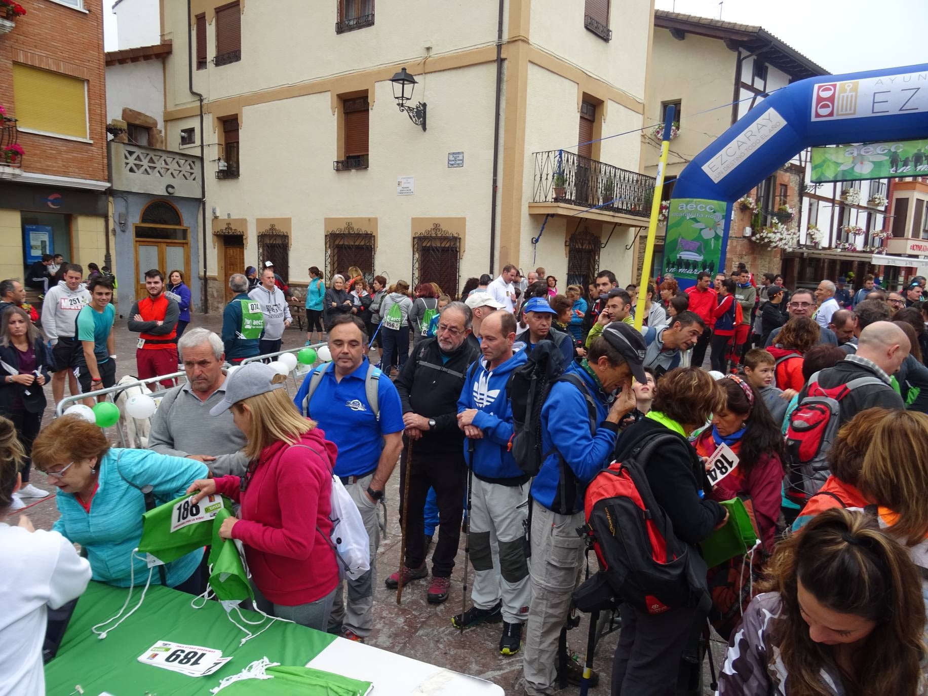 Marcha 'Caminando, ¡por la vida! celebrada en Ezcaray