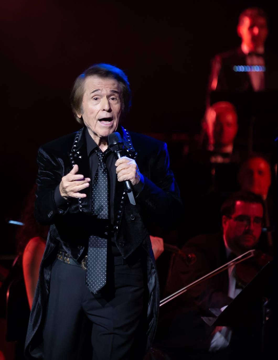 Concierto 'RESinphonico' de Raphael en Riojafórum