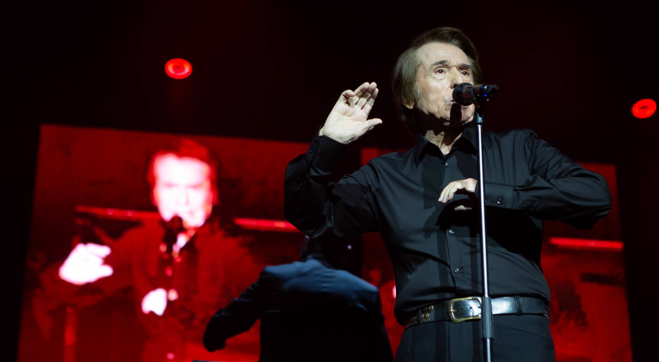 Concierto 'RESinphonico' de Raphael en Riojafórum