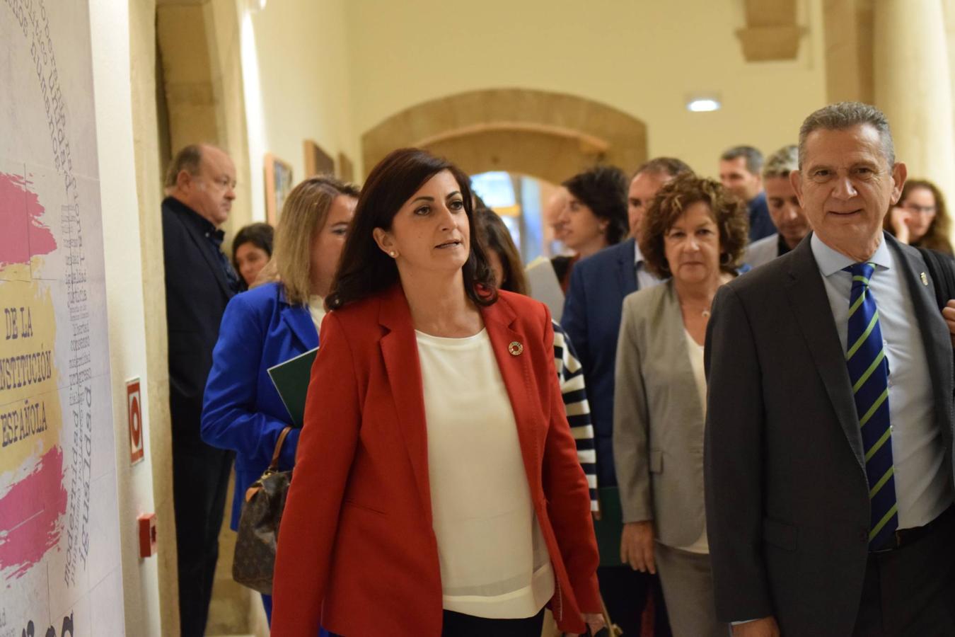 Sesión plenaria en el Parlamento de La Rioja. 