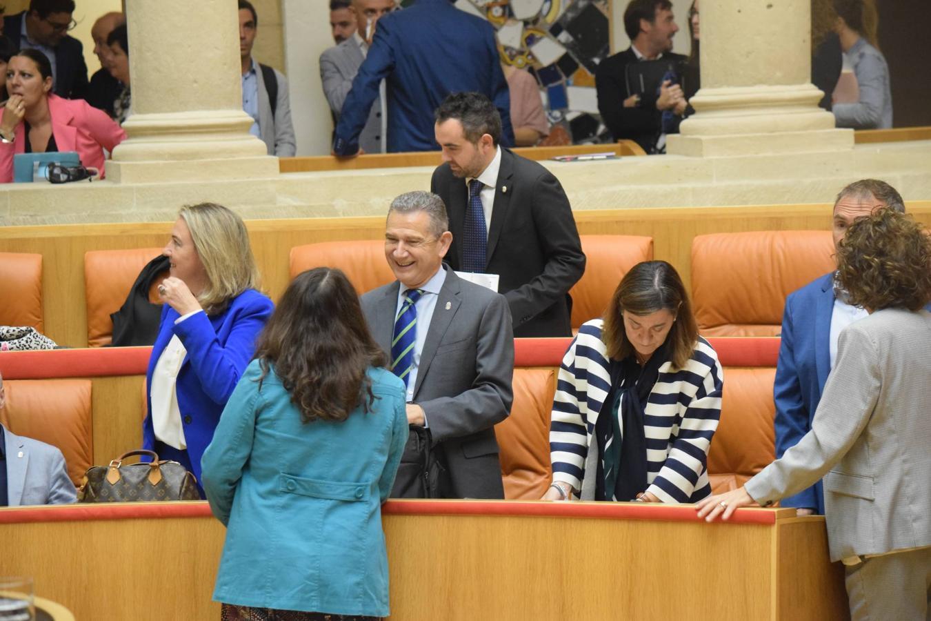 Sesión plenaria en el Parlamento de La Rioja. 