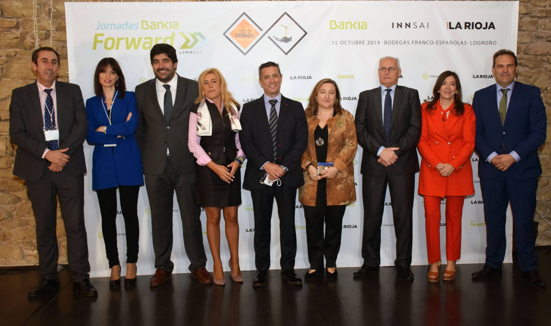 El CEO de la consultora de estrategia corporativa Innsai, Jesús Navarro, ha explicado en Logroño las tendencias innovadoras de futuro en la agricultura, dentro de la Jornada Bankia Forward que ha organizado Diario LA RIOJA en Bodegas Franco-Españolas.