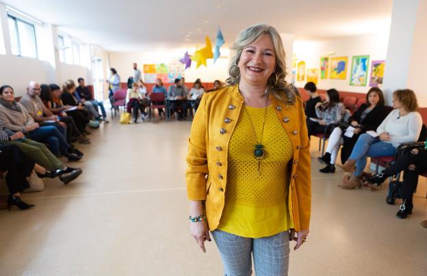 Carmen Fernández, ayer en el colegio Siete Infantes de Logroño