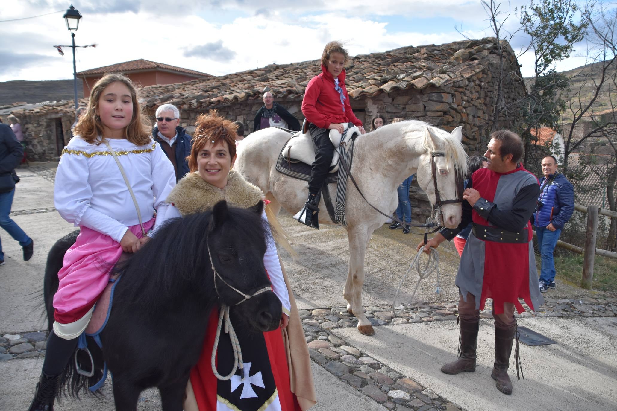 Segundo día de las XIV Jornadas de Artesanía Medieval de Cornago