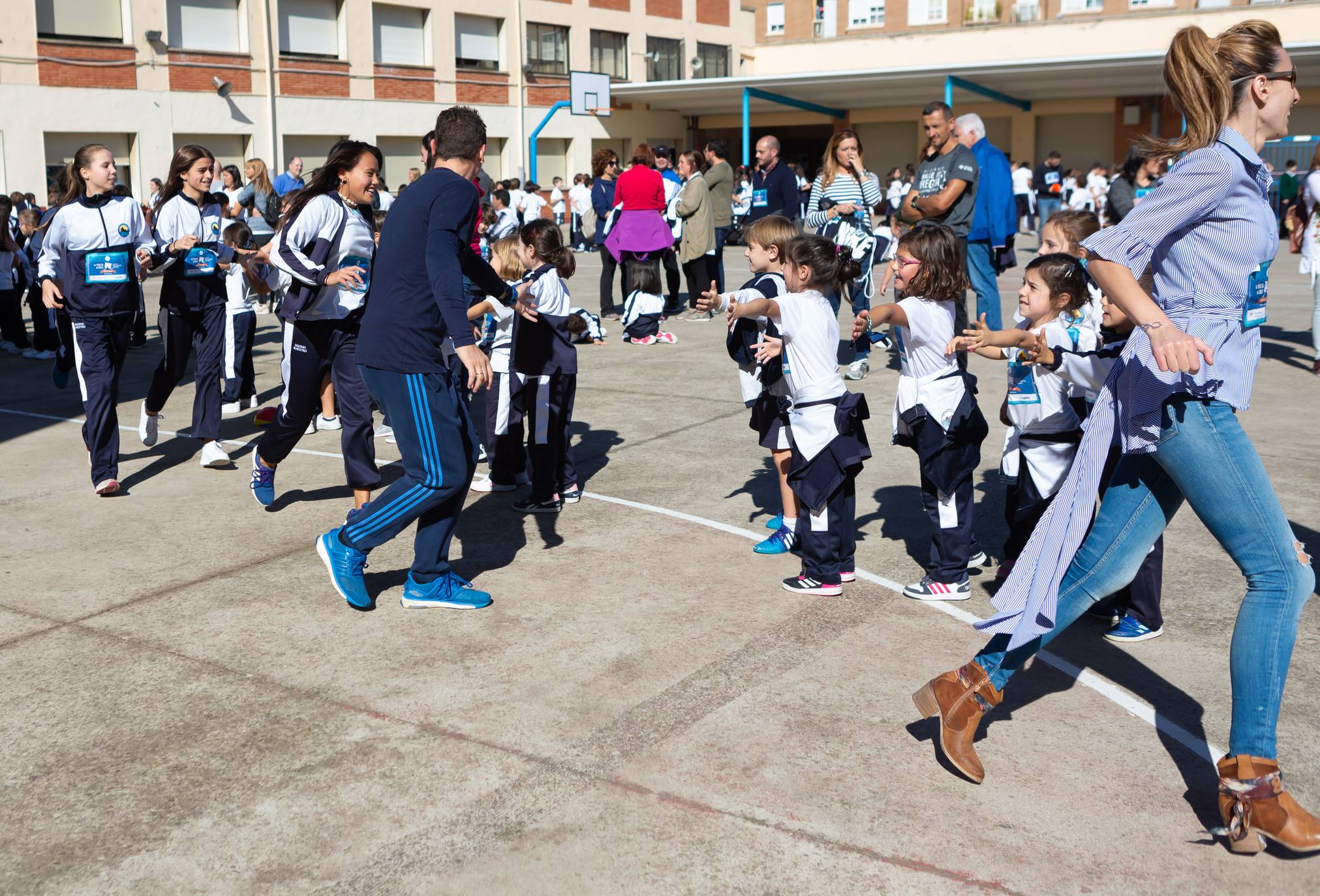 El centro logroñés ha participado en la iniciativa 'La vuelta al cole'